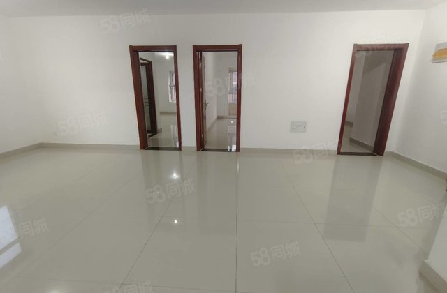 嘉明次新房三室两厅两卫146平电梯洋房单价4开头