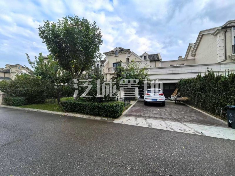 凱德麓語4室1廳3衛(wèi)712㎡南北1450萬