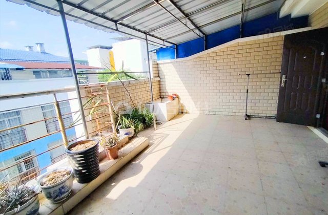 金凯苑5室2厅258.76㎡180万二手房图片