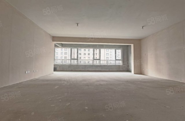 睿湖时代3室2厅159㎡132万二手房图片