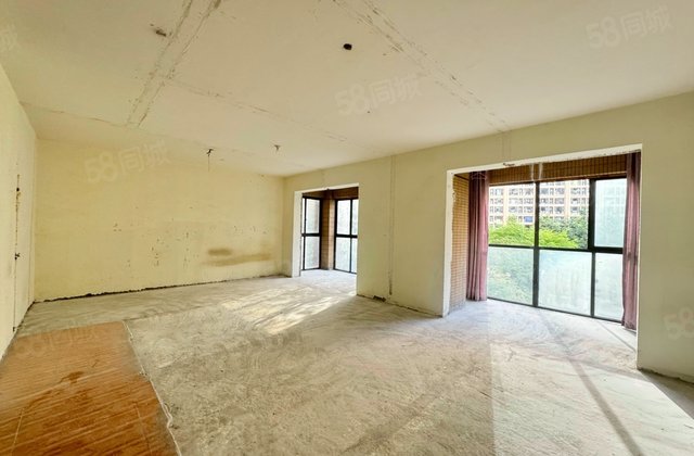 保利心语香雪4室2厅132.28㎡420万二手房图片