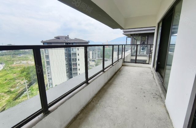 彰泰金科博翠漓江4室2厅117㎡75.8万二手房图片