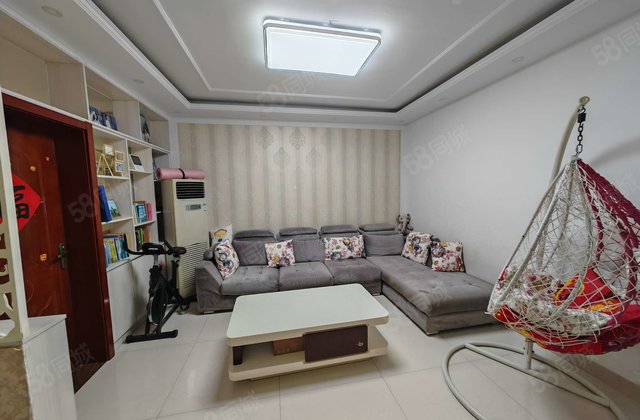 万达北邻 莲湖花园 三室 精装  储 满五    桐凤家园