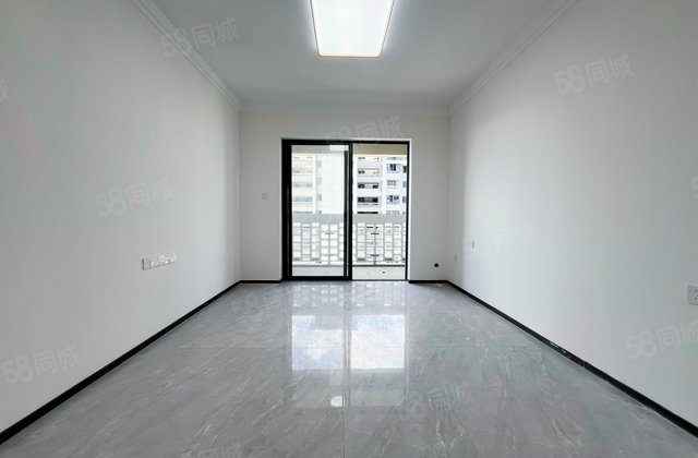  海府大院3室2厅111㎡173万二手房图片