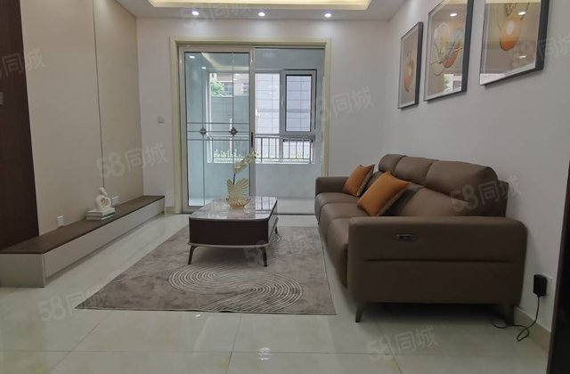 急售！昌润莲城祥和园精装三室，免大税，送储藏室，