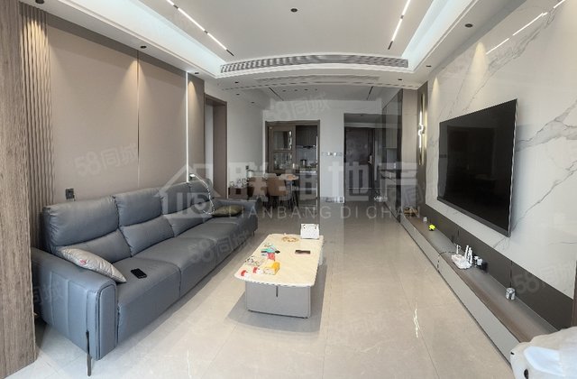 单价8开头  开发区实验 东昌 碧桂园国岳府  三居 可按揭