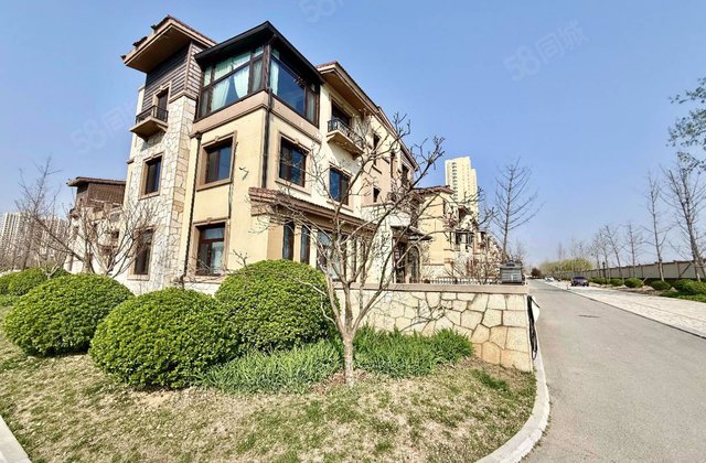 西京都高尔夫别墅4室2厅293㎡118万二手房图片