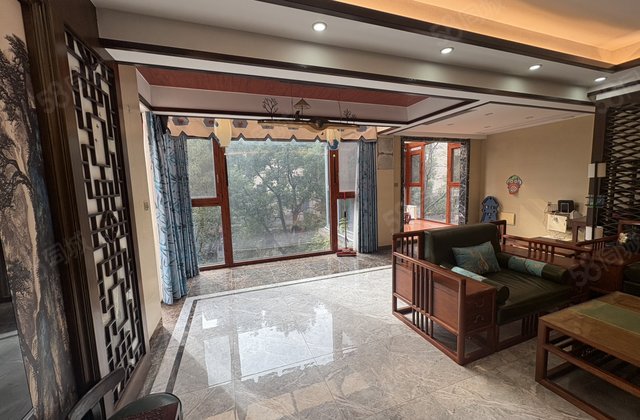 中铁龙盘湖世纪山水(公寓住宅)4室2厅146㎡162万二手房图片