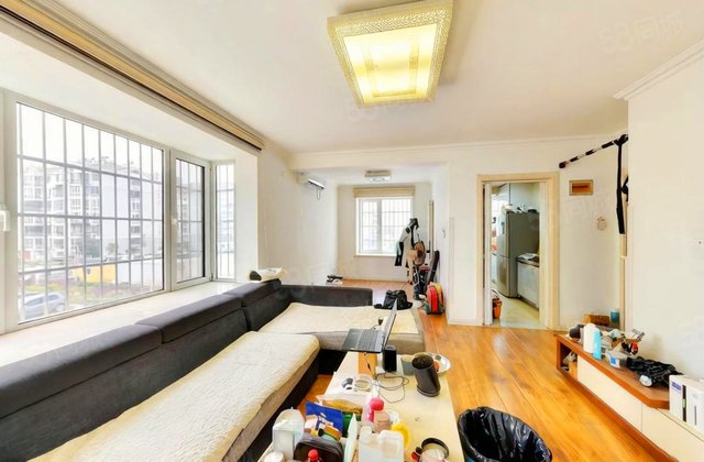 虎山花苑(D区)3室1厅80.89㎡125万二手房图片