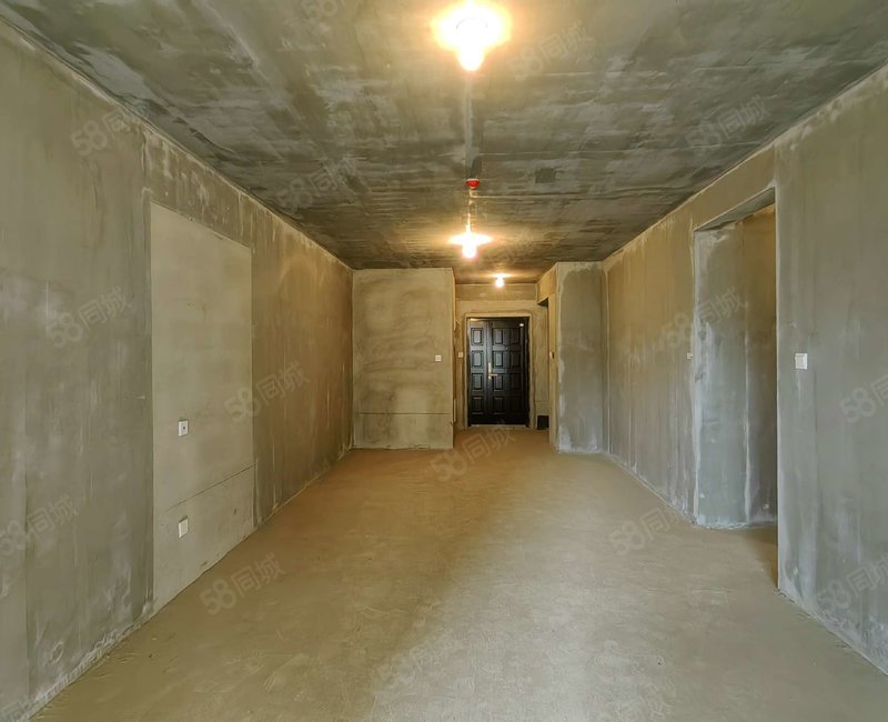 华府轩苑雍华公馆三小一中现房 即装修买房送车,吾悦华府