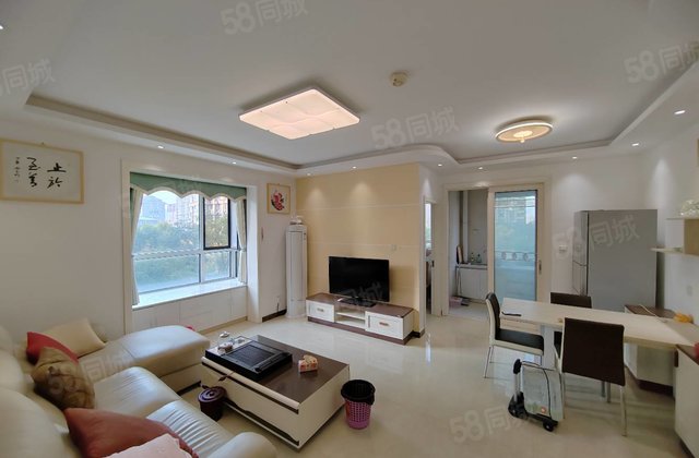 4楼 4楼 西边户 总高18层 带车位 精装修 东昌丽都