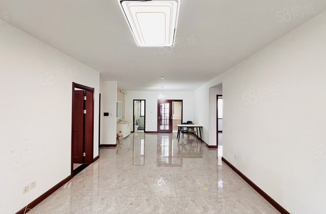 真实在售 东昌中  区 百合新城三期 小高层 带车储三叶草