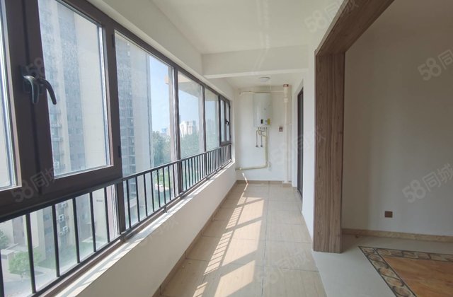 碧桂园国岳府 次新小区 精装好房 购物方便 商品住宅