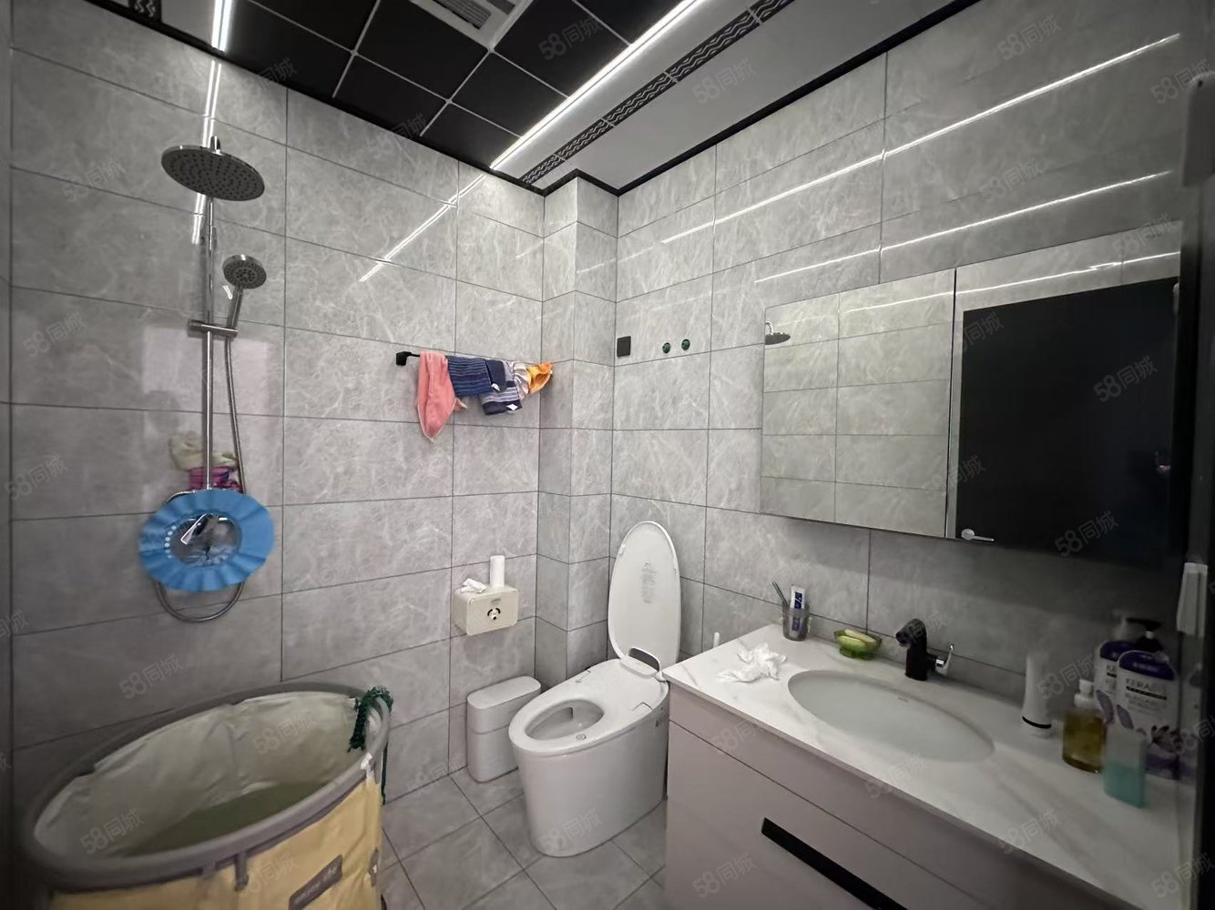 康裕新苑3室2厅2卫160㎡南北145万