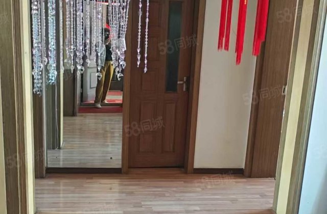 海东粮食储备库综合楼2室2厅100.71㎡32万二手房图片