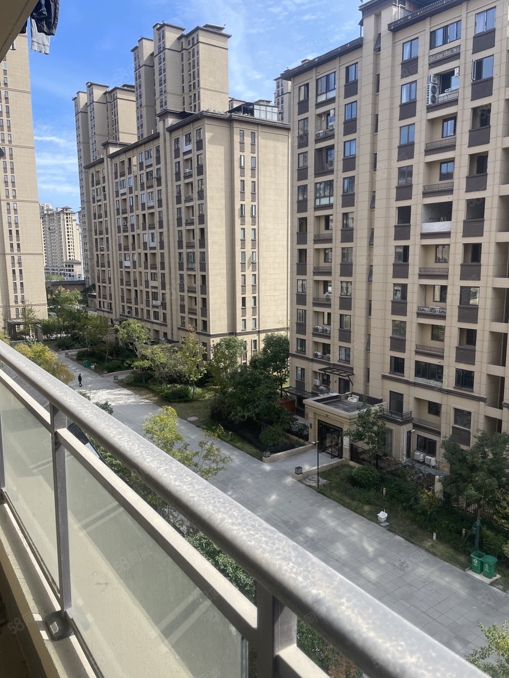 【10图】中梁壹号院 洋房 四室 两卫 毛坯 中上楼层,中梁壹号院-宣城