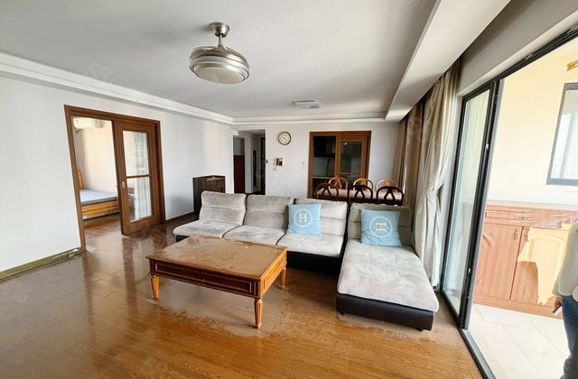 万科城(一期)3室2厅122.41㎡99万二手房图片