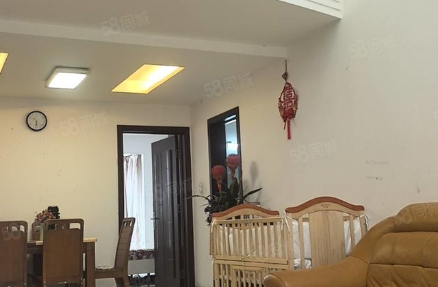 溪林春天(二期)3室2厅135㎡145万二手房图片