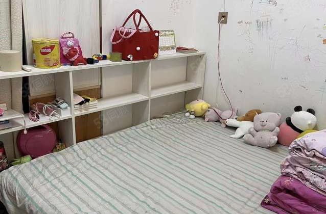 山岳街小区3室1厅44.3㎡51.9万二手房图片