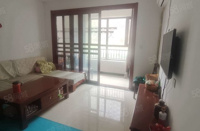 人民公园，有钥匙孟达中央帝景 交通便利 三居室送车位地下室，