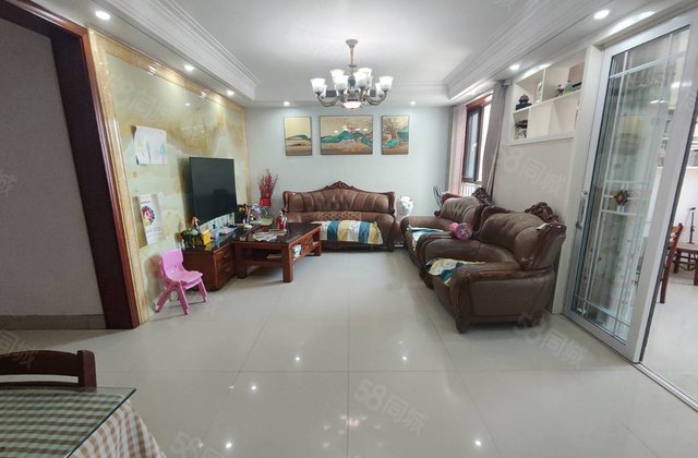 急售！市中心 东昌中学 水城华府 精装修 四室 免大税 带储