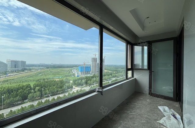 楼层好 次新小区 双卫格局 精装可拎包入住 小三居 电梯房