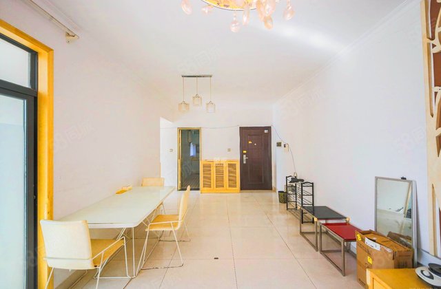 长大彩虹都3室2厅89.99㎡62.8万二手房图片