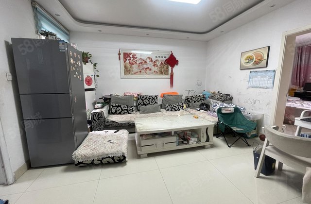 朝南 中间楼层采光好 医疗配套成熟 产权清晰 精装修