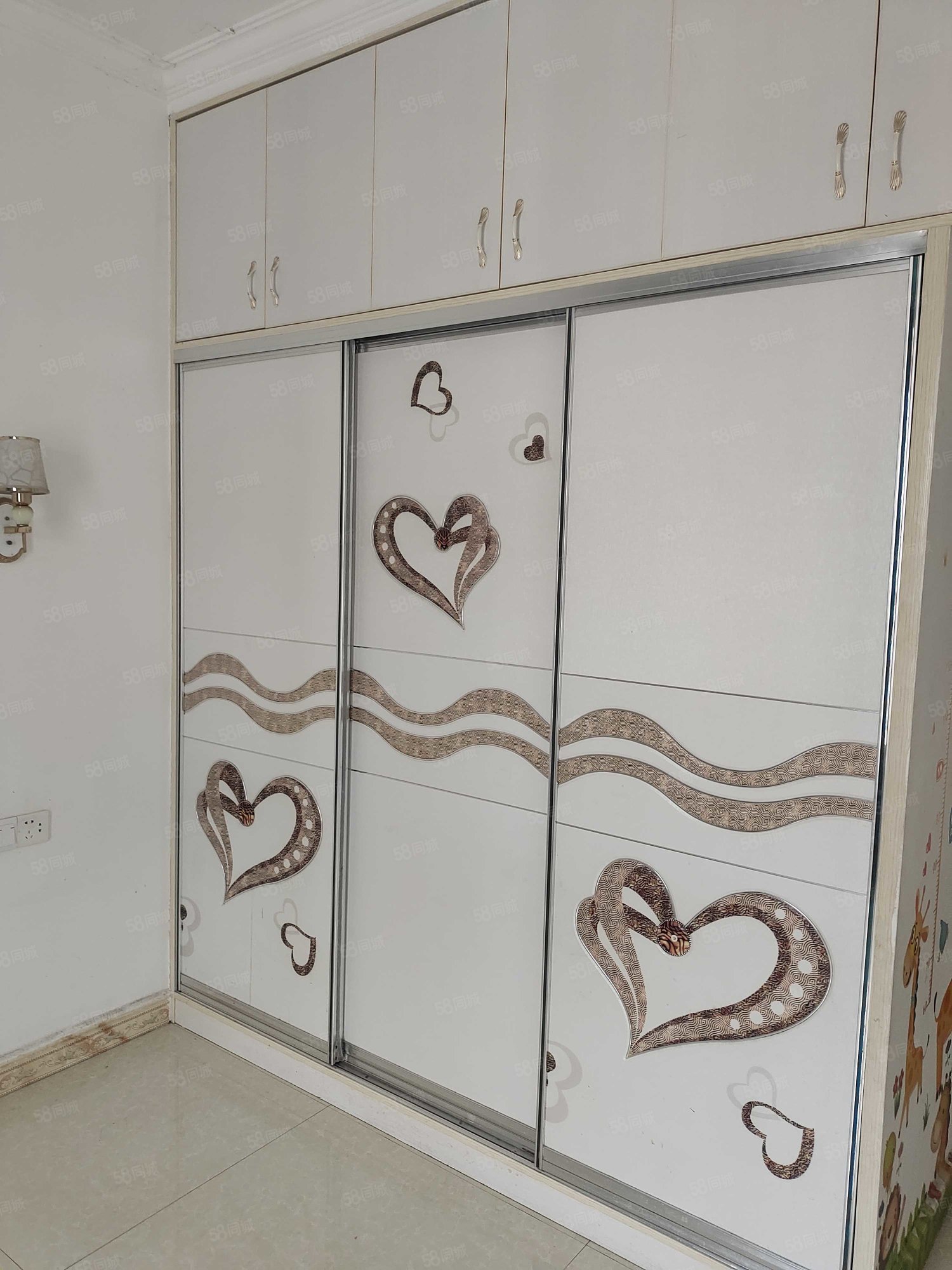 南郡佳园3室2厅2卫115㎡南北36万