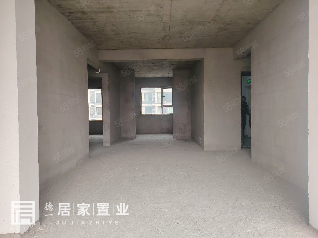 东升凤凰城3室2厅2卫111.1㎡南北57.6万