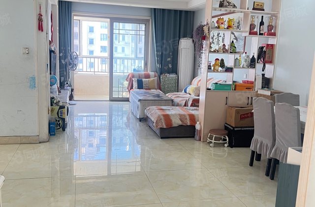 诚心出售 观澜一品(公寓住宅)中高楼层东南边户，湖景大飘窗
