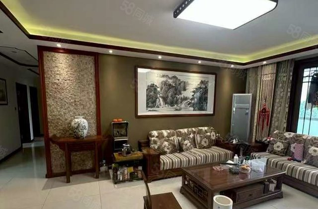 摩天轮，文轩本部，西安交大，在水一方，山水文园带两个车位边户