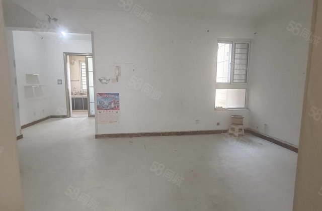 房东昌中学！东昌丽都三室两卫！送车位！送储藏室！免大税！