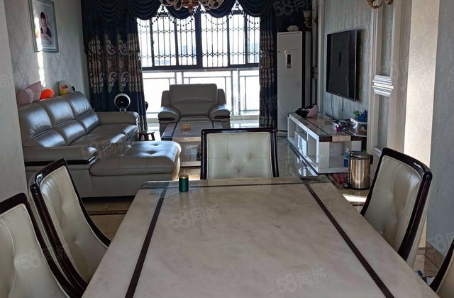 凤鸣花园(二期)3室2厅117㎡99.8万二手房图片