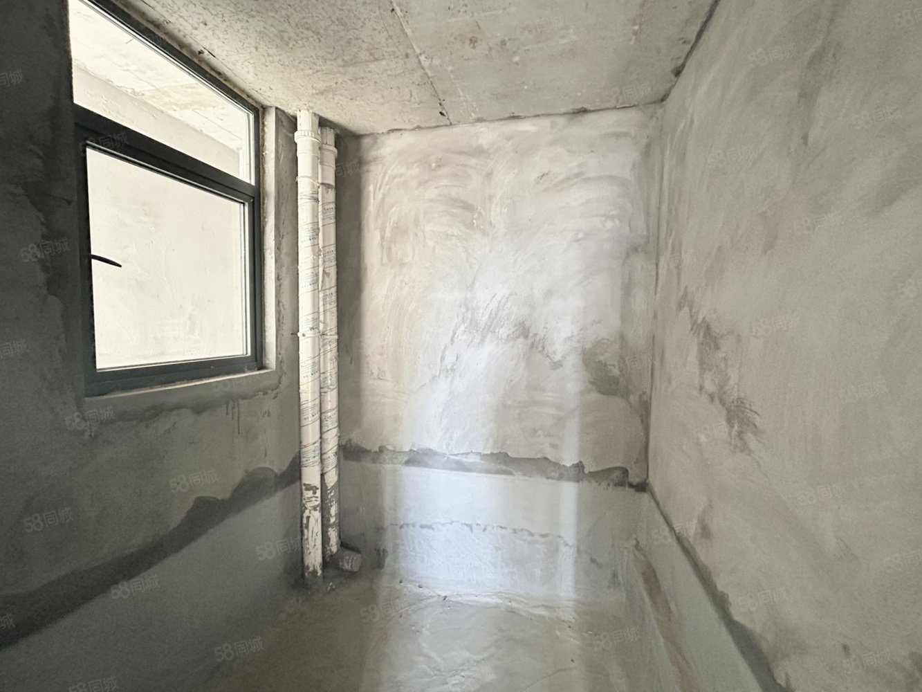 腾龙国际3室2厅2卫126㎡南北62.5万