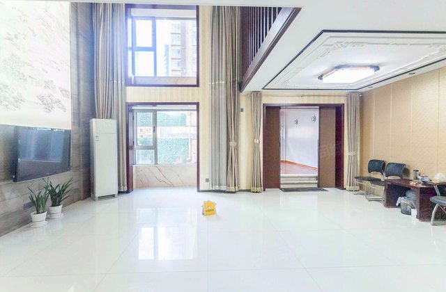 奥林花园4室2厅300㎡188万二手房图片