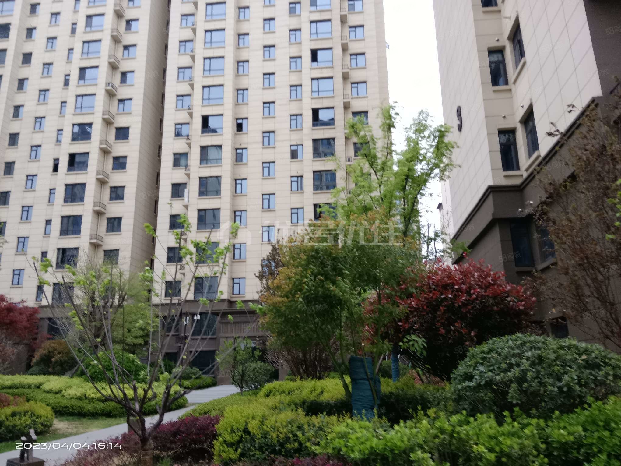 华地美华兴府3室2厅1卫102㎡南北63万