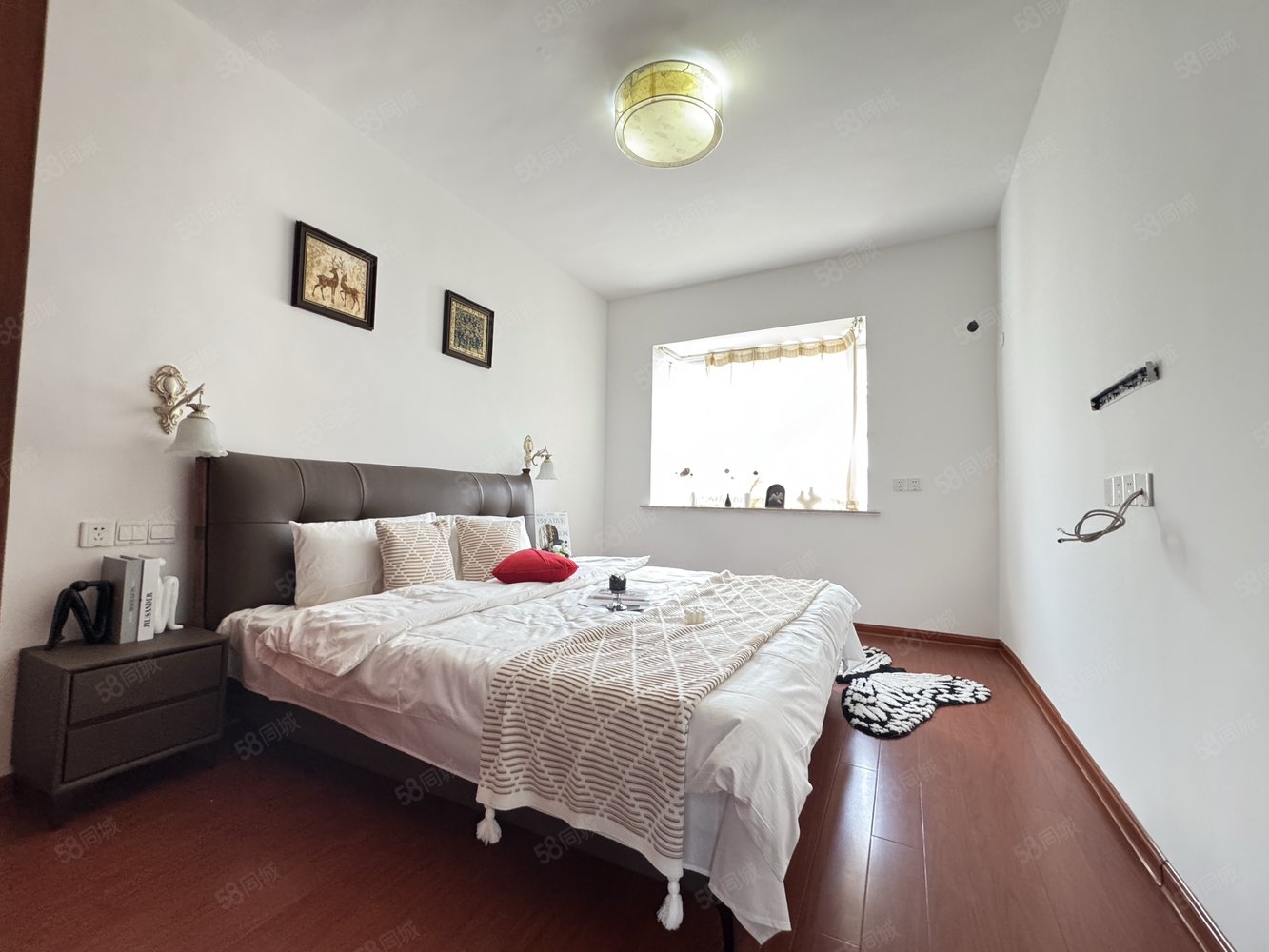 警苑6室2厅3卫160㎡南北79.8万