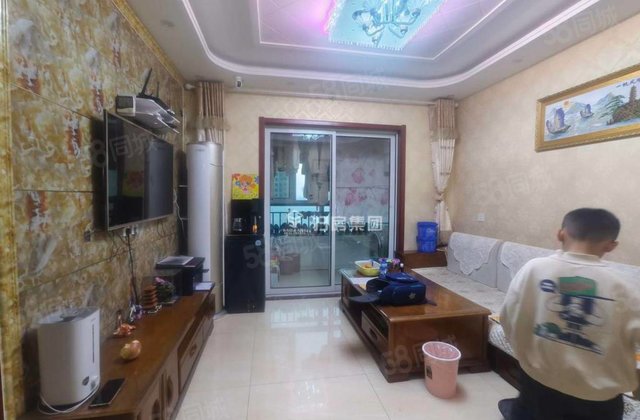 阿卡迪亚六期精装三房带车位带储总价低急急急