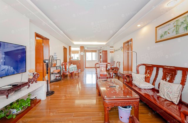 九城湖滨3室2厅130.1㎡535万二手房图片