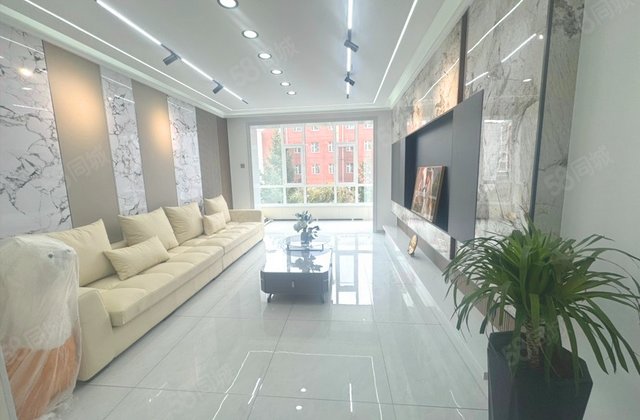 天富家园2室2厅97.28㎡79.8万二手房图片