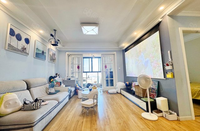 中德英伦联邦(B区)3室2厅89.68㎡175万二手房图片