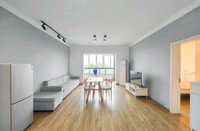 隆鑫印象城邦4室2厅125.39㎡105.8万二手房图片