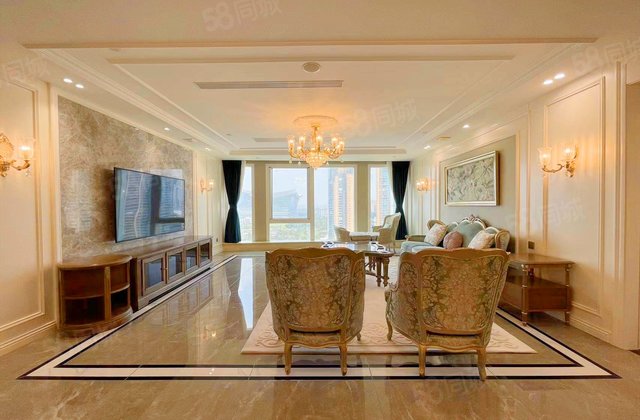 复地金融岛(商住楼)6室2厅292.92㎡720万二手房图片