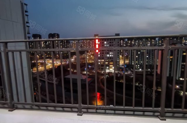 业主急售区政府一实验学府印象大平层带车位储藏室随时看房