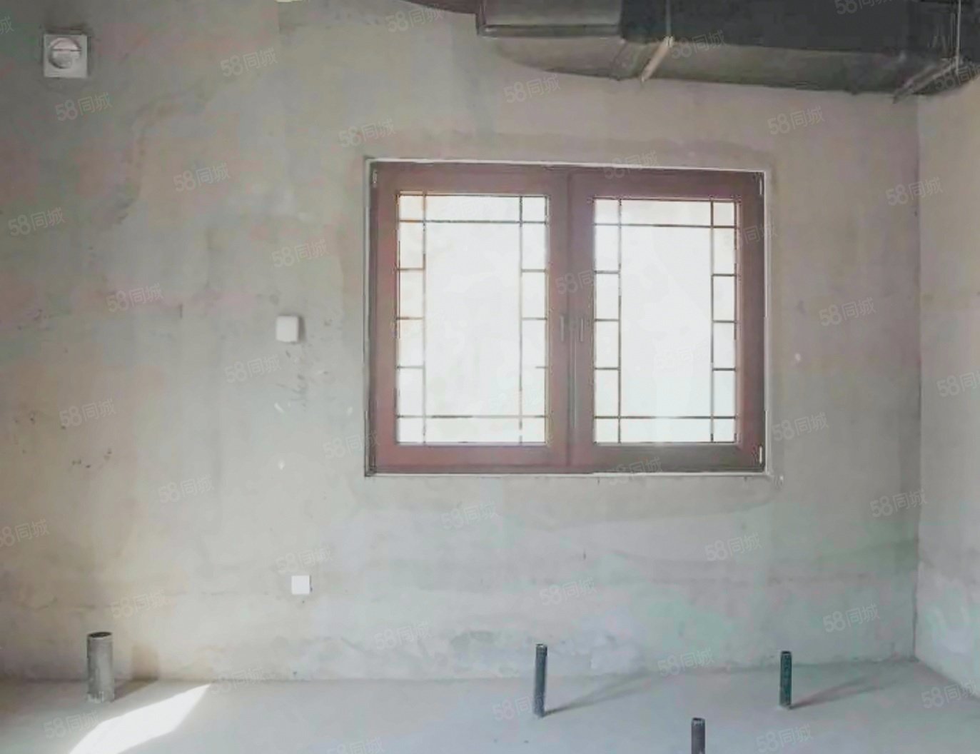 龍湖頤和原著6室3廳5衛(wèi)1096㎡南北18000萬