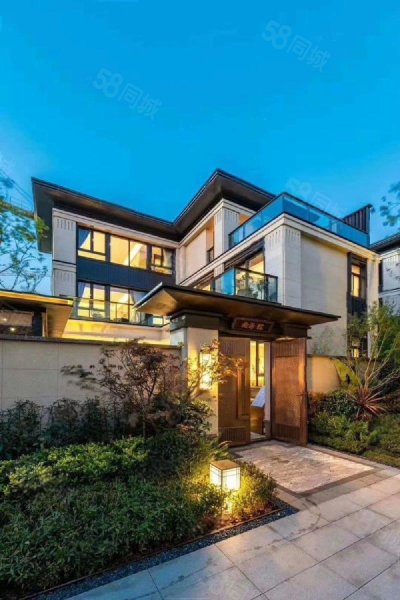 融创文旅城(一期现房别墅)295平送花园100平700万