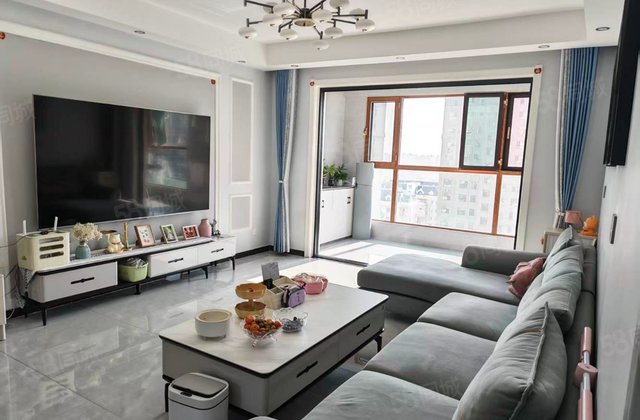 凤凰郡4室2厅150㎡92万二手房图片