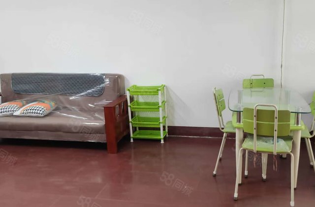 紧邻兴华路小學东昌中学 东昌本部 益民胡同 低楼层 好停车