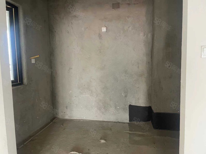 碧桂园凤凰城3室2厅2卫125㎡南北52.01万